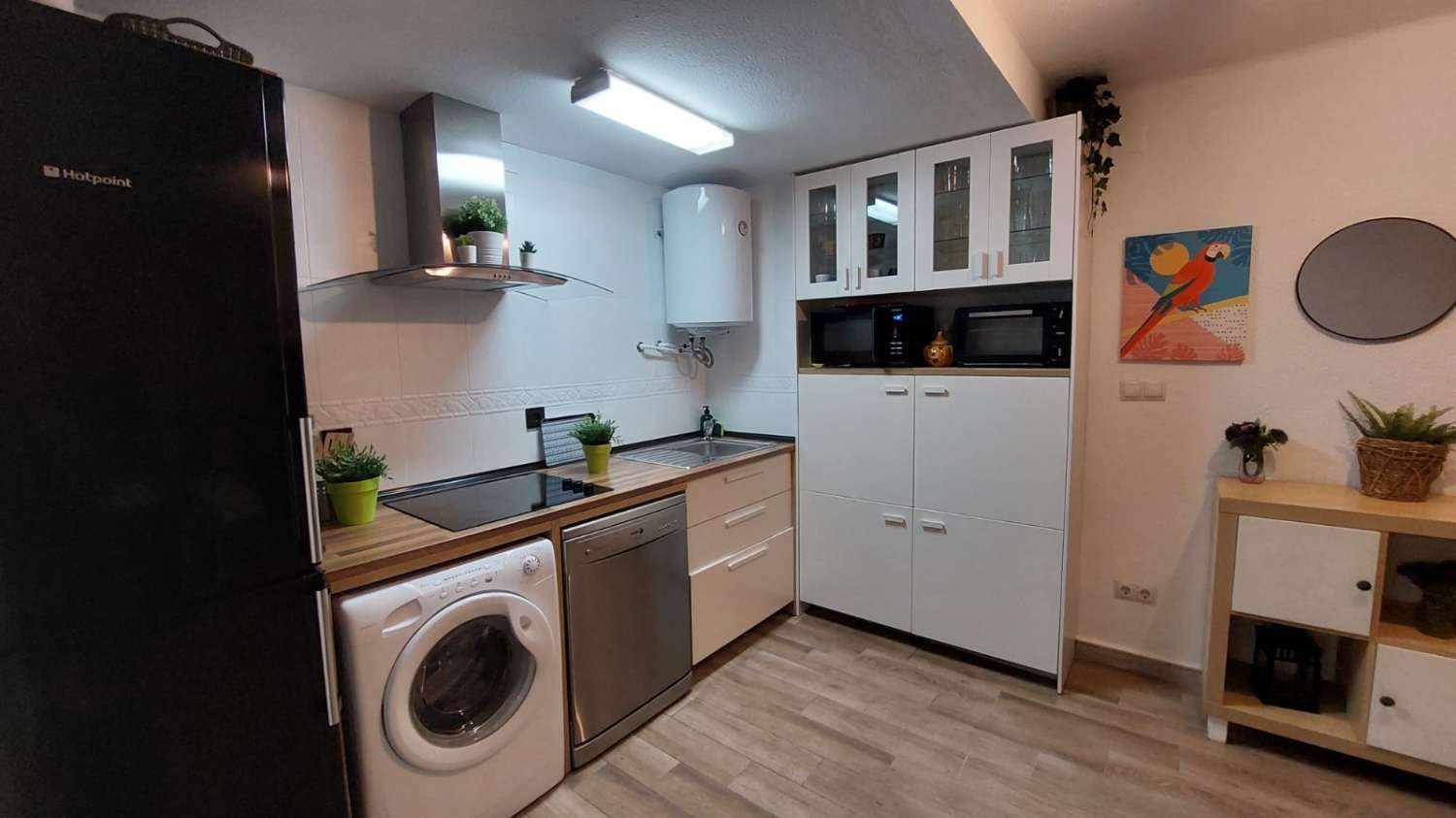 SE ALQUILA DESDE 1/9/26 -30/06/2027 BONITO APARTAMENTO REFORMADO  CERCA PLAZA SOLYMAR