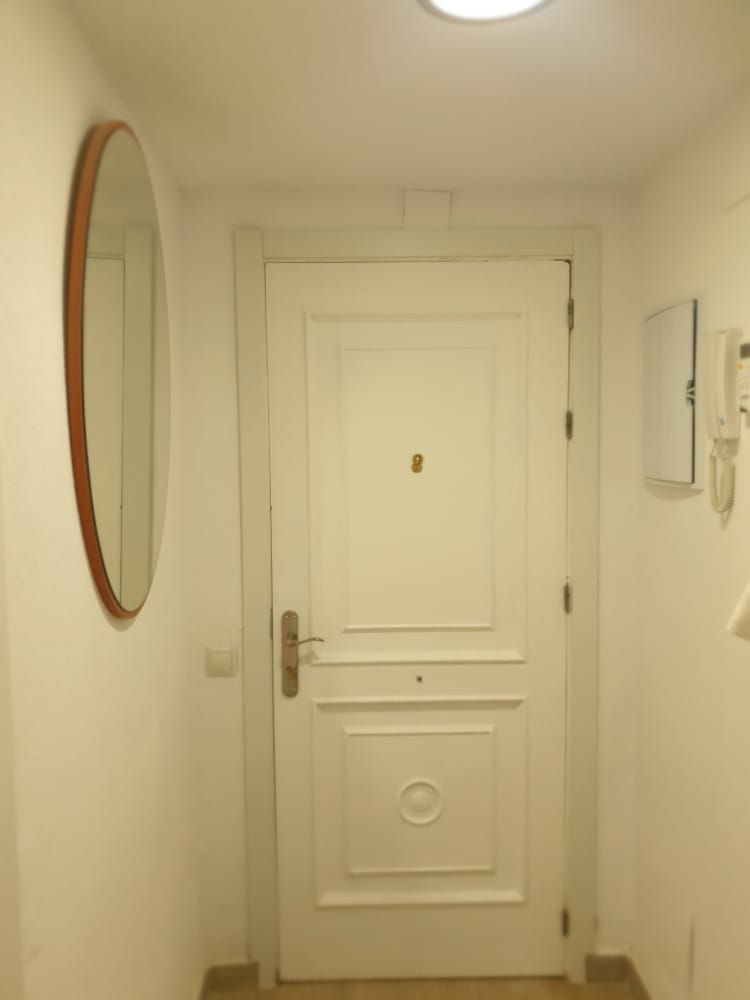 SE ALQUILA DESDE 1/9/26 -30/06/2027 BONITO APARTAMENTO REFORMADO  CERCA PLAZA SOLYMAR