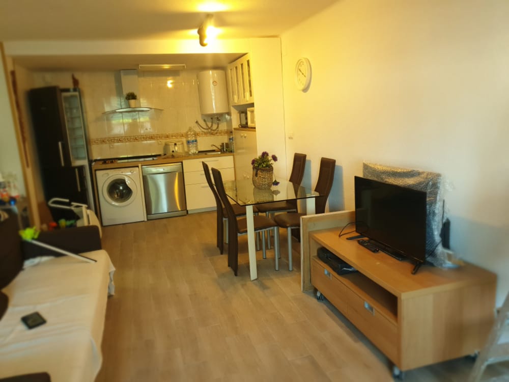 SE ALQUILA DESDE 1/9/26 -30/06/2027 BONITO APARTAMENTO REFORMADO  CERCA PLAZA SOLYMAR