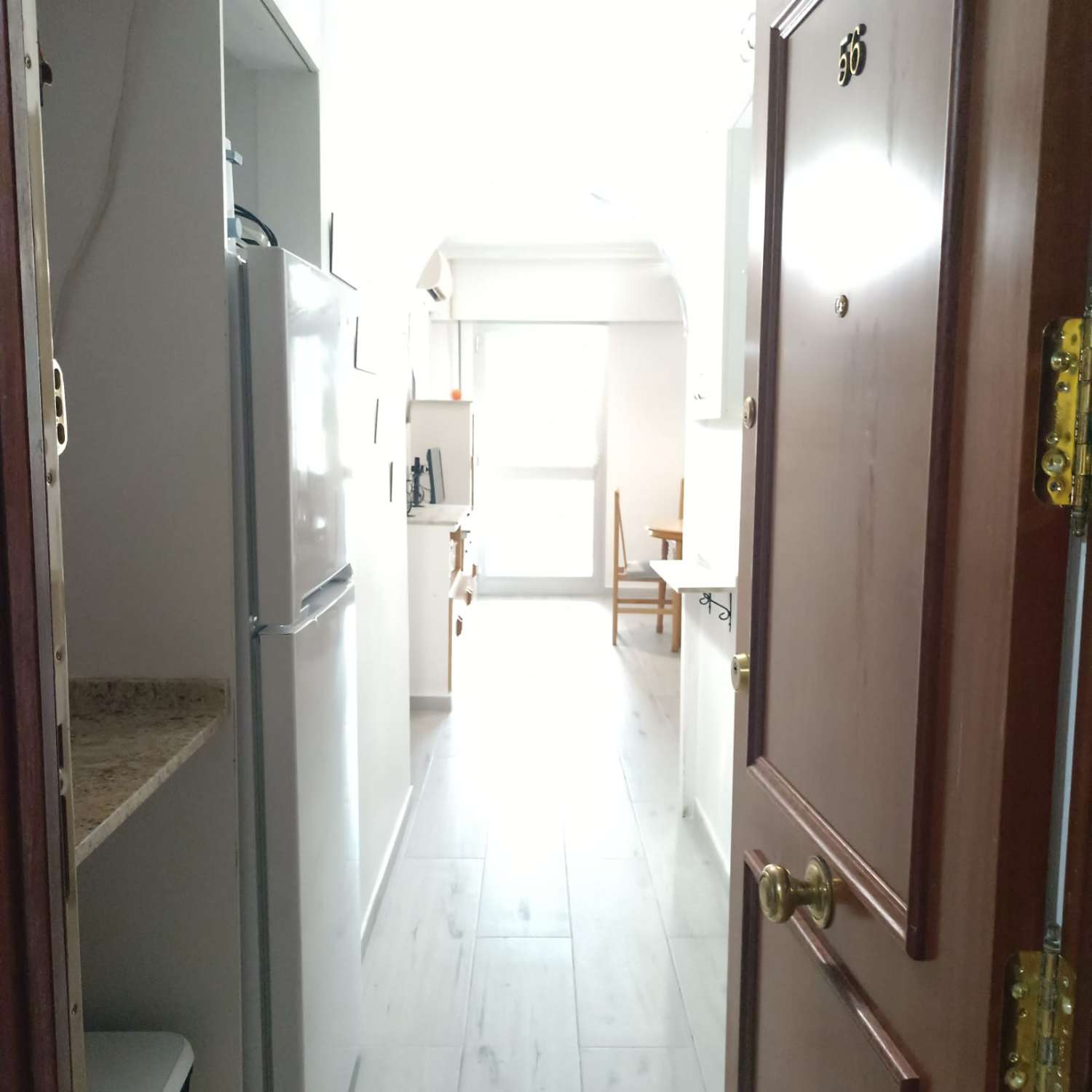 STUDIE TIL LEJE FRA 01/09/2026 TIL 30/06/2027 I ZONA CENTRO (TORREMOLINOS)