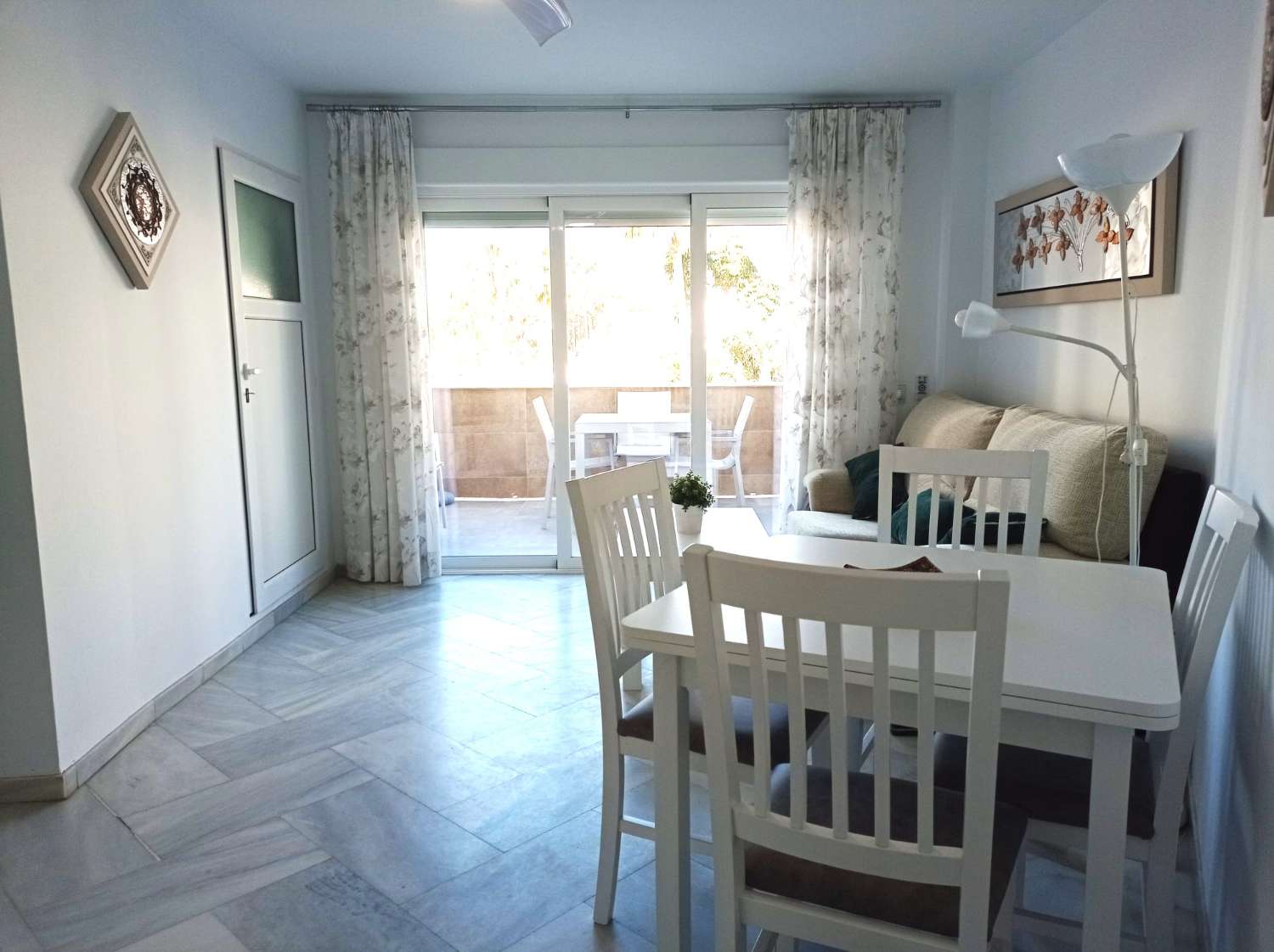 SE ALQUILA DESDE 1.10.26-31.5.27 BONITO APARTAMENTO EN PUERTO MARINA (BENALMADENA)