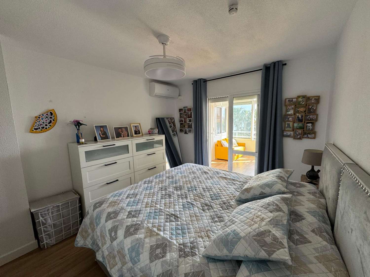 SE ALQUILA DEL 01.09.2026 - 31.05.2027  BONITO APARTAMENTO REFORMADO CON VISTAS AL MAR EN ARROYO DE LA MIEL (BENALMADENA)