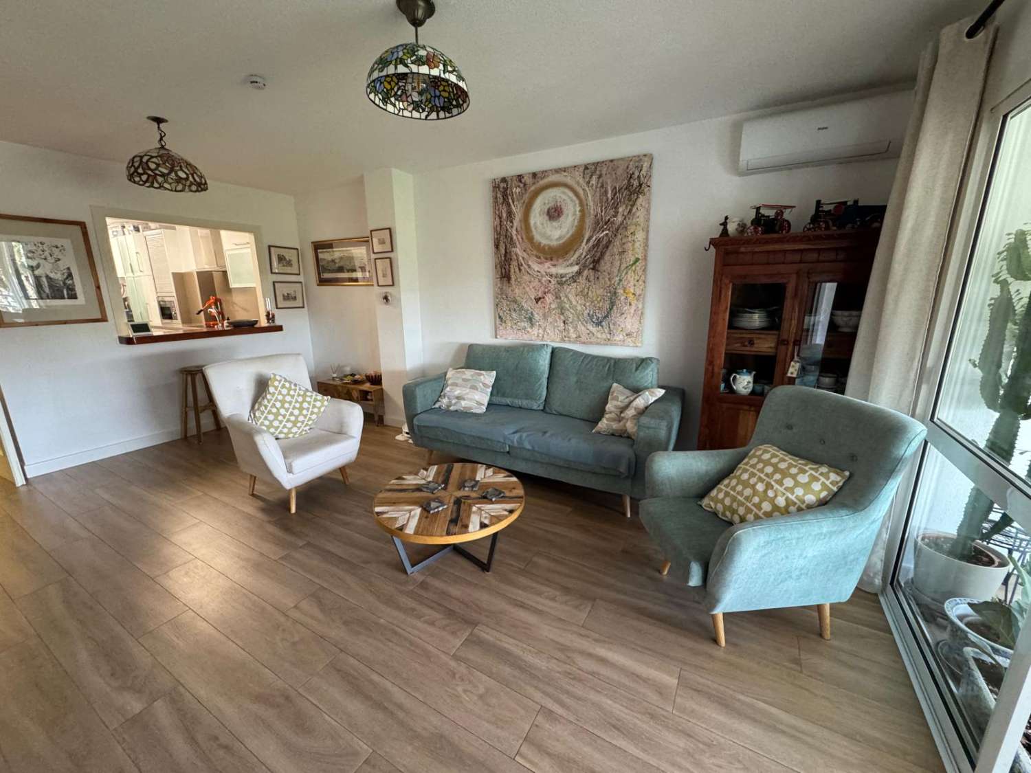 SE ALQUILA DEL 01.09.2026 - 31.05.2027  BONITO APARTAMENTO REFORMADO CON VISTAS AL MAR EN ARROYO DE LA MIEL (BENALMADENA)