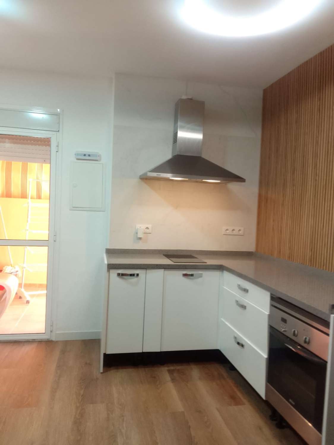 Se alquila desde 01/09/2026 hasta 30/06/2027 magnífico dúplex de 3 dormitorios en el centro de Fuengirola