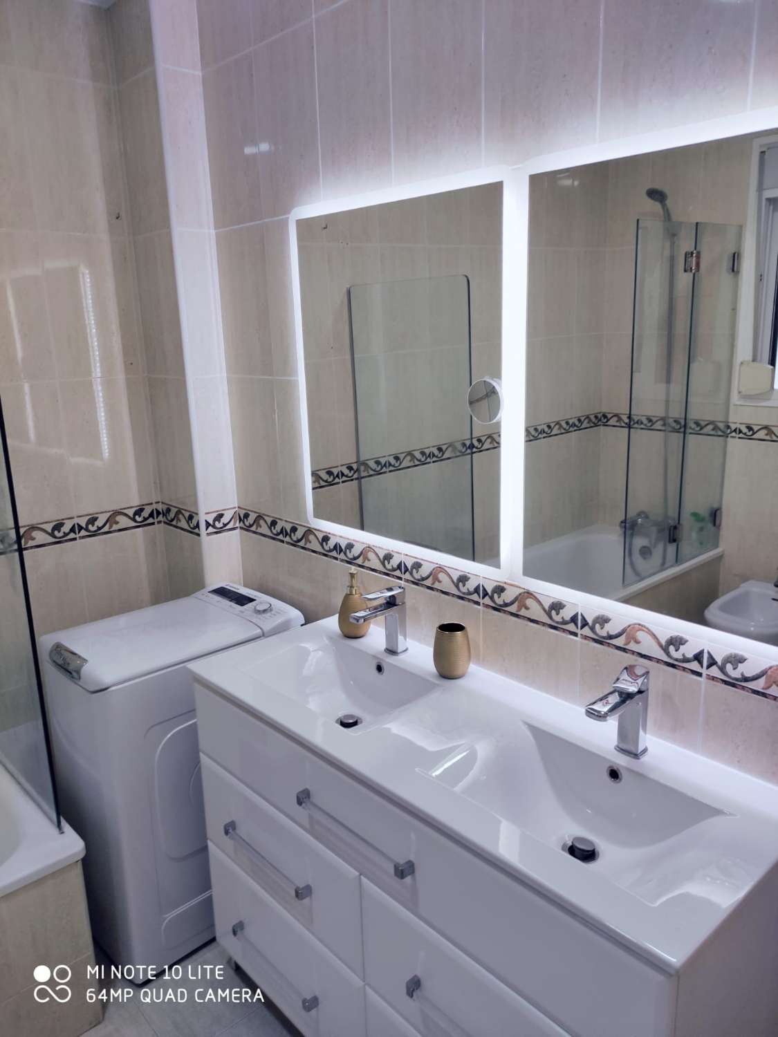 Se alquila desde 01/09/2026 hasta 30/06/2027 magnífico dúplex de 3 dormitorios en el centro de Fuengirola