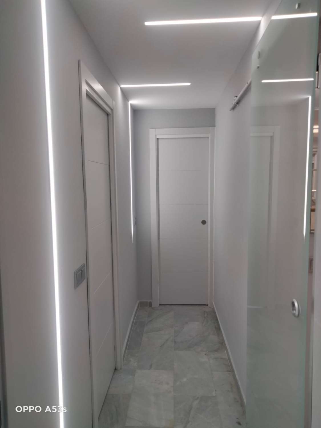 SE ALQUILA DESDE 15/03/2026-30/06/2026 Y DESDE 15/10/2026-30/06/2027 MAGNIFICO APARTAMENTO CON VISTAS AL MAR  EN ZONA LA CARIHUELA (TORREMOLINOS6