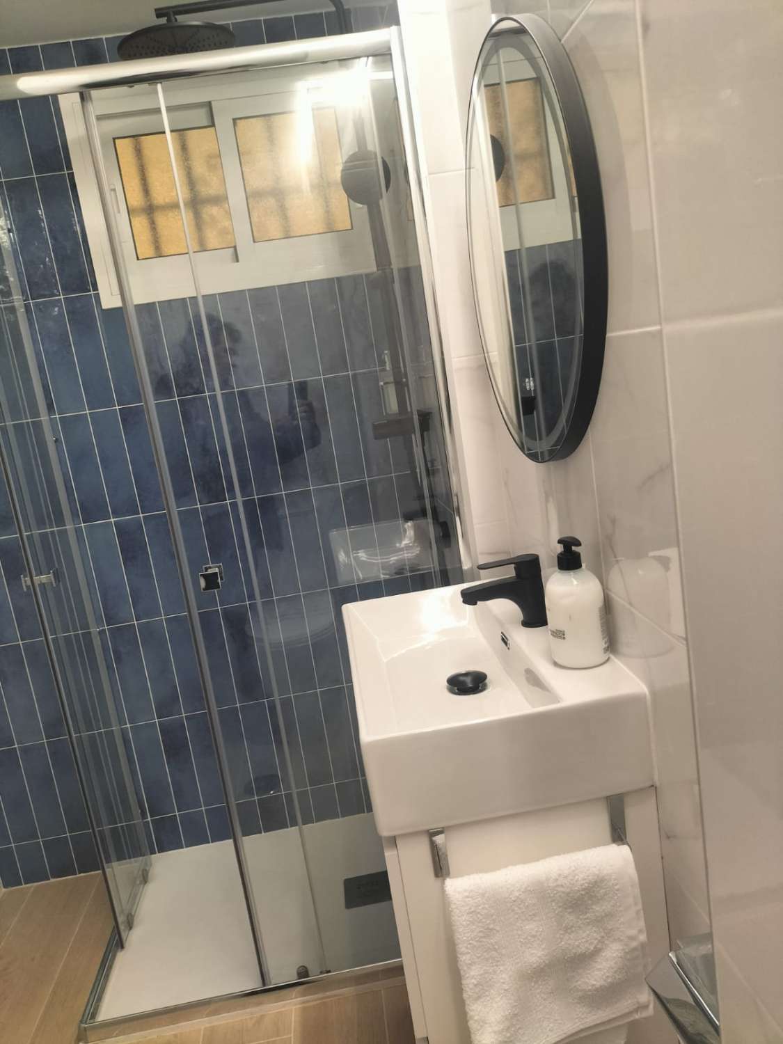 MEDIA TEMPORADA SE ALQUILA BONITO ESTUDIO  DESDE EL 01/10/2025 - 30/06/2026 EN BENALMÁDENA COSTA