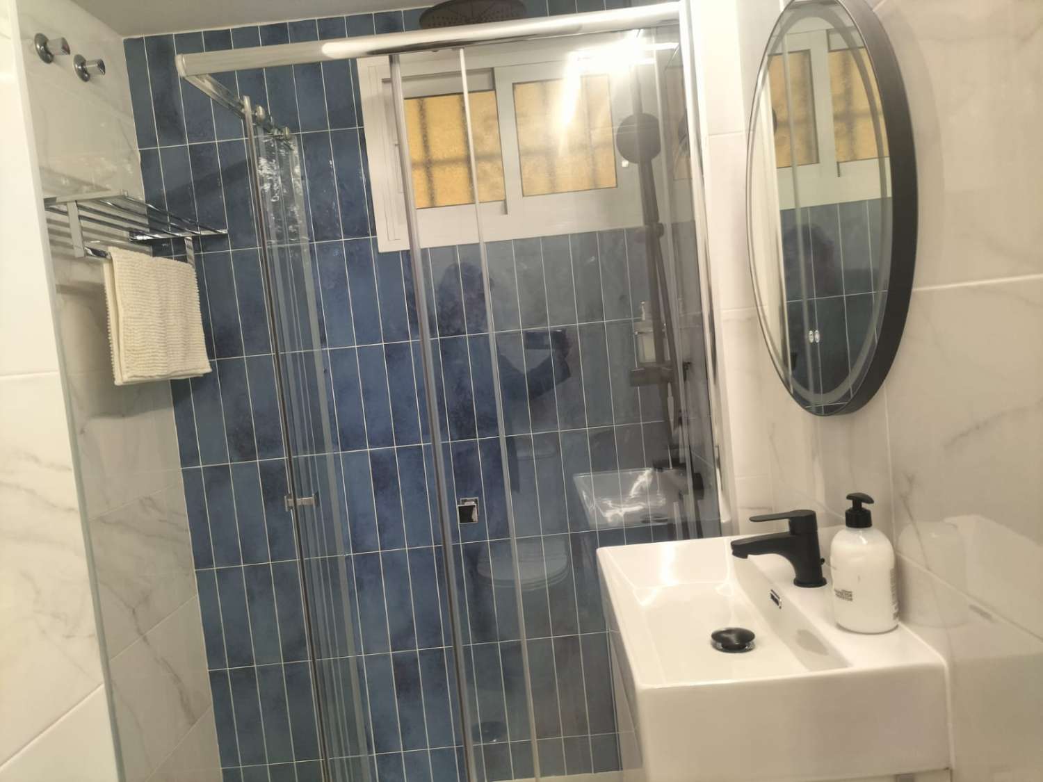 MEDIA TEMPORADA SE ALQUILA BONITO ESTUDIO  DESDE EL 01/10/2025 - 30/06/2026 EN BENALMÁDENA COSTA