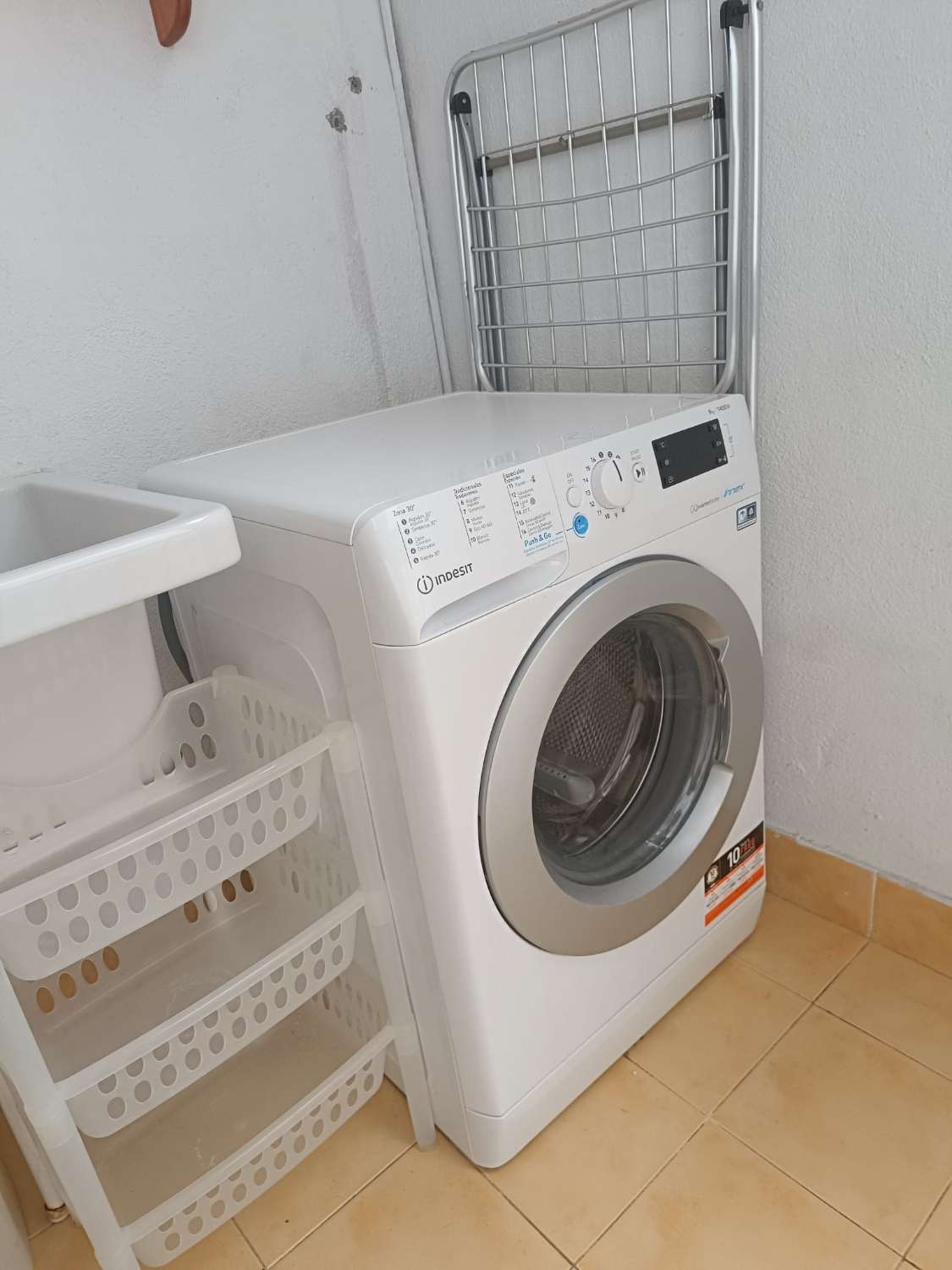 SE ALQUILA BONITO APARTAMENTO  DESDE DEL 01/12/2025- 30/06/26 (solo se alquila 3 meses)EN BENALMÁDENA