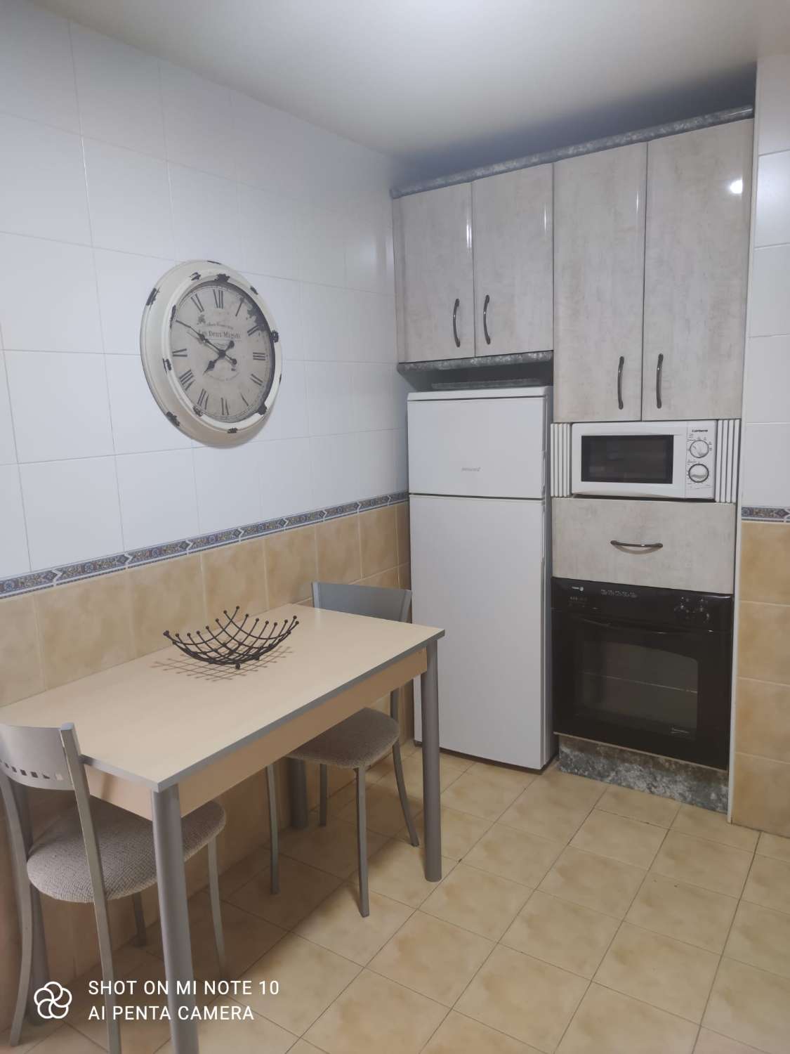 SE ALQUILA BONITO APARTAMENTO  DESDE DEL 01/12/2025- 30/06/26 (solo se alquila 3 meses)EN BENALMÁDENA