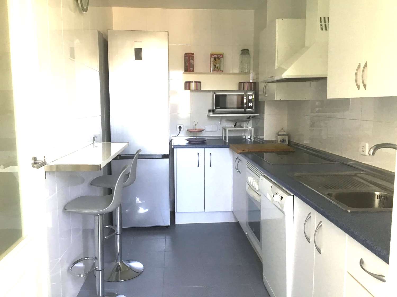 SE ALQUILA  PRECIOSO APARTAMENTO DESDE AHORA HASTA 30/06/2026 EN TORREBLANCA DEL SOL (FUENGIROLA)