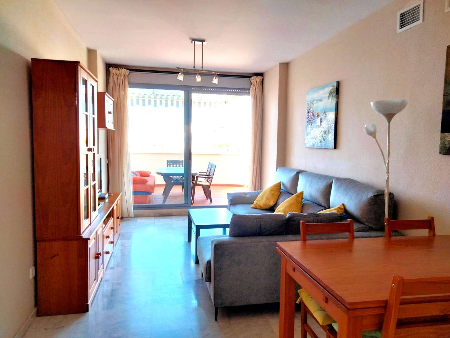 SE ALQUILA  PRECIOSO APARTAMENTO DESDE AHORA HASTA 30/06/2026 EN TORREBLANCA DEL SOL (FUENGIROLA)