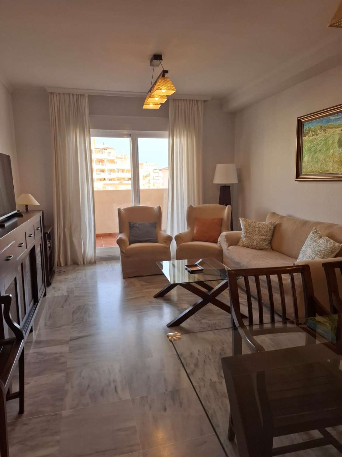SE ALQUILA APARTAMENTO desde  01/09/26 - 30/06/27 EN NUEVA TORREQUEBRADA (BENALMÁDENA COSTA)