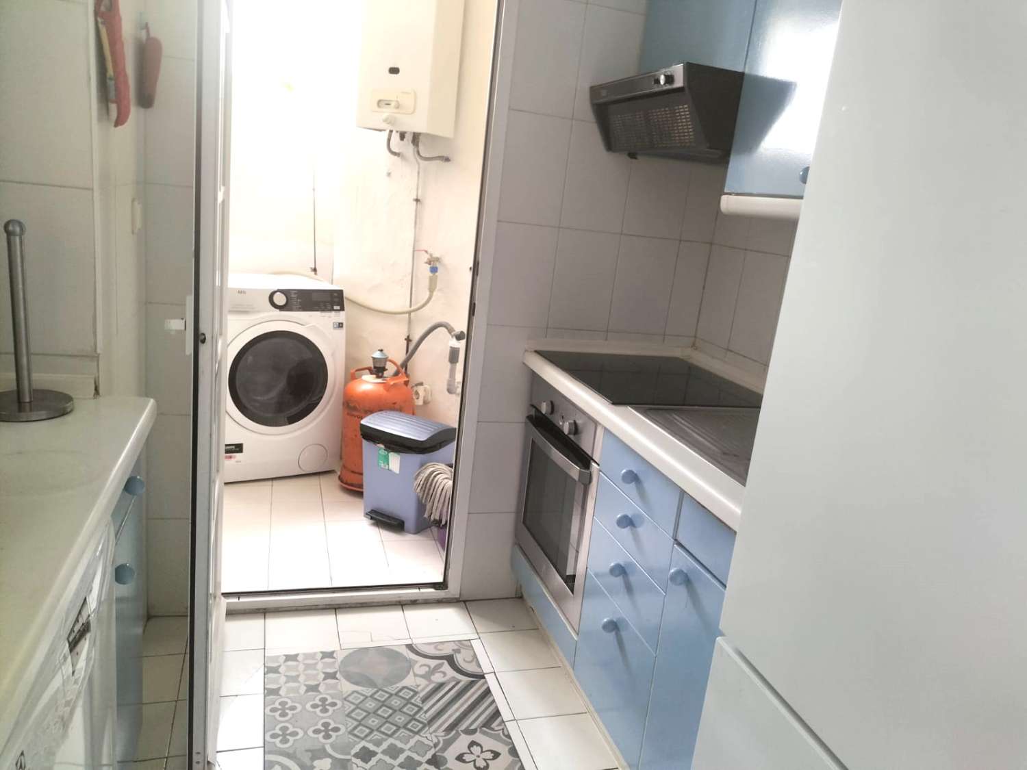 SE ALQUILA BONITO APARTAMENTO DESDE 01/03/2026 - 31/05/2026 EN PUERTO MARINA (BENALMÁDENA COSTA)