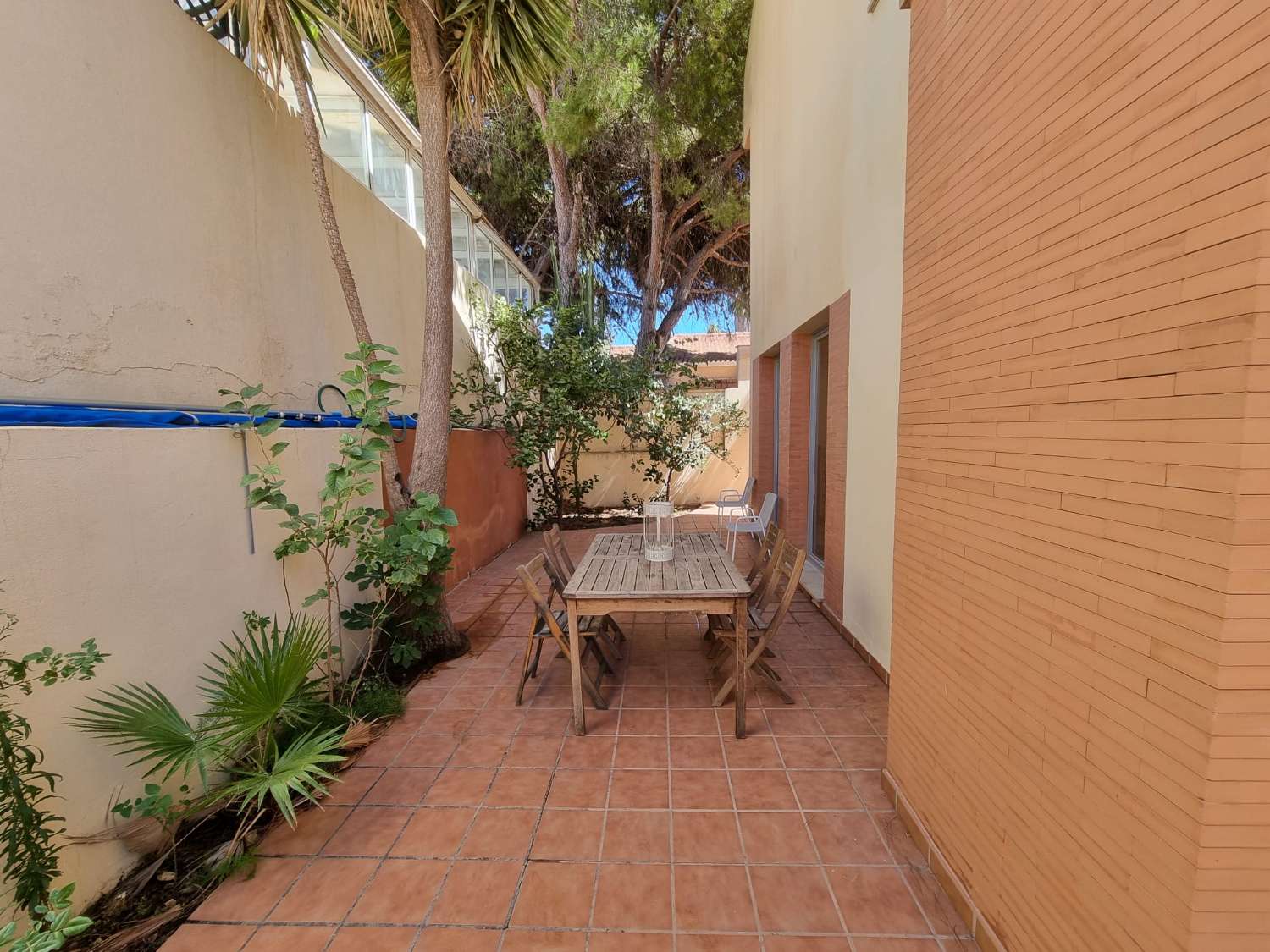 SE ALQUILA  DESDE 26/10/2026-31/05/2027 PRECIOSO ADOSADO EN ARROYO DE LA MIEL (BENALMADENA)