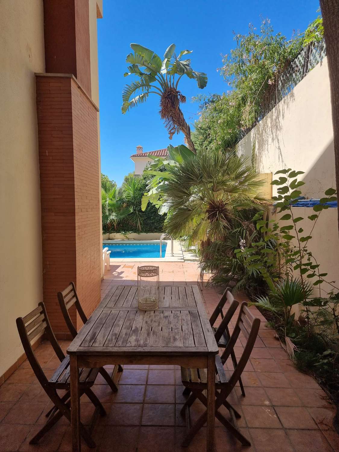 SE ALQUILA  DESDE 26/10/2026-31/05/2027 PRECIOSO ADOSADO EN ARROYO DE LA MIEL (BENALMADENA)