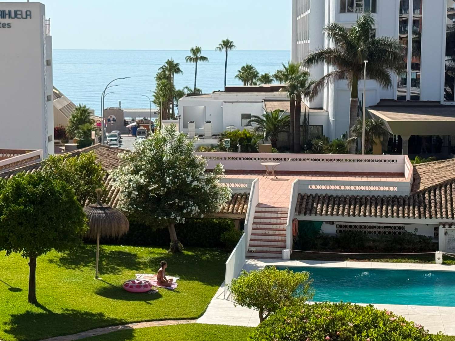 Se alquila desde 01/09/2026 - 30/06/2027 bonito estudio con vistas al mar en zona la Carihuela