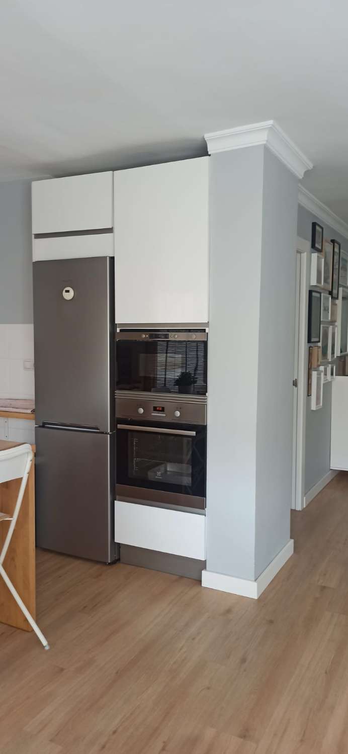 SE ALQUILA DESDE AHORA HASTA 31.05.2026 BONITO APARTAMENTO EN PLANTA BAJA EN BENALMADENA