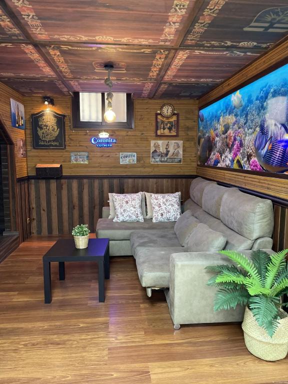 SE ALQUILA DESDE AHORA HASTA 31.05.2026 BONITO APARTAMENTO EN PLANTA BAJA EN BENALMADENA