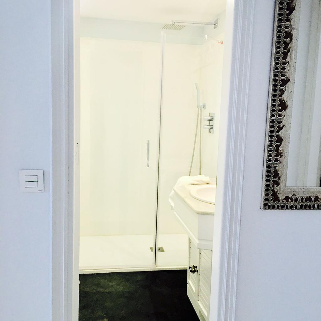 SE ALQUILA DESDE 01.10.2025 HASTA 30/06/2026  BONITO CHALET ADOSADO EN ZONA CALABURRA (MIJAS COSTA)