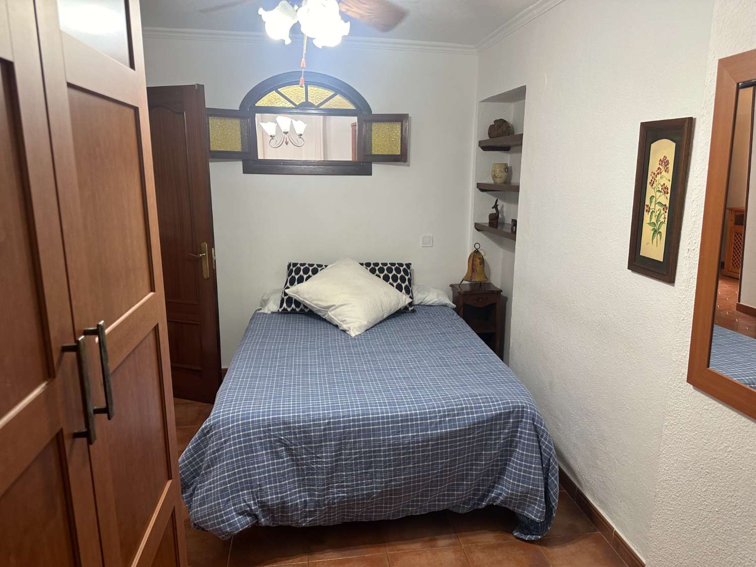 SE ALQUILA DESDE  1.10.2026-30.6.2027 BONITO APARTAMENTO EN LA CARIHUELA (TORREMOLINOS)