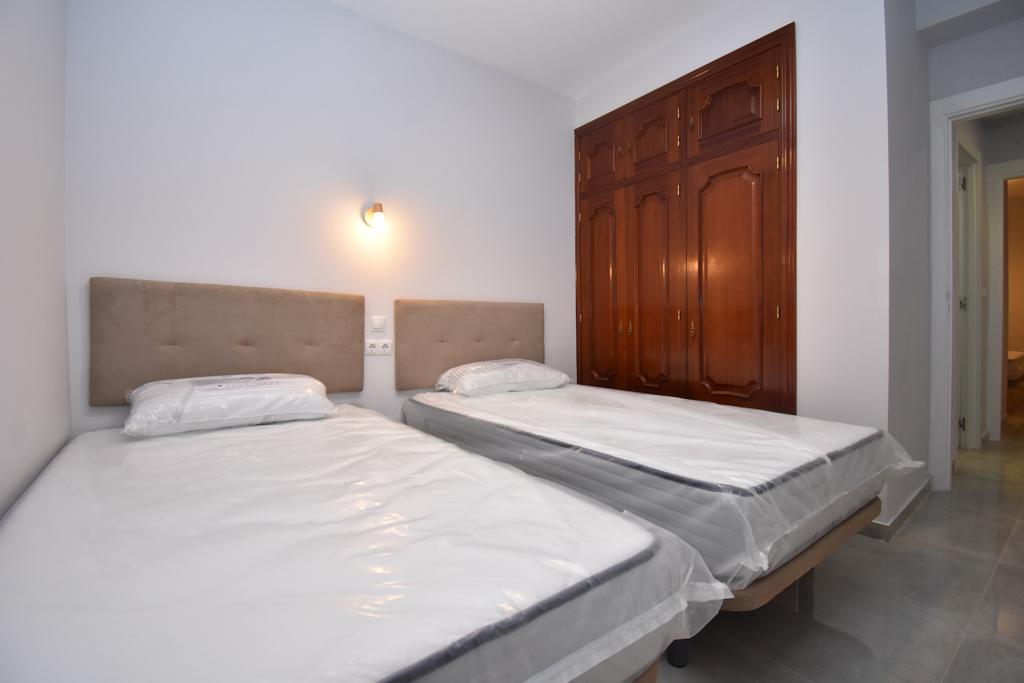 Se alquila desde ahora hasta 31.05.26 bonito apartamento reformado en Mijas