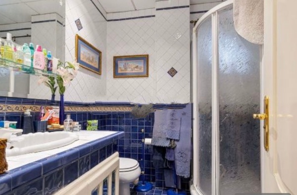 SE VENDE MAGNIFICO CHALET INDEPENDIENTE  EN BENALMADENA