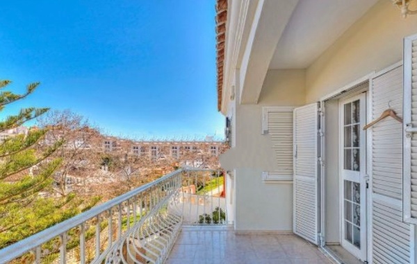 SE VENDE MAGNIFICO CHALET INDEPENDIENTE  EN BENALMADENA