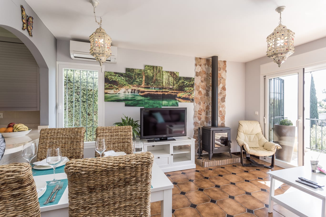 SE ALQUILA LARGA TEMPORADA  BONITO CHALET PAREADO EN EL CHAPARRAL DE MIJAS COSTA