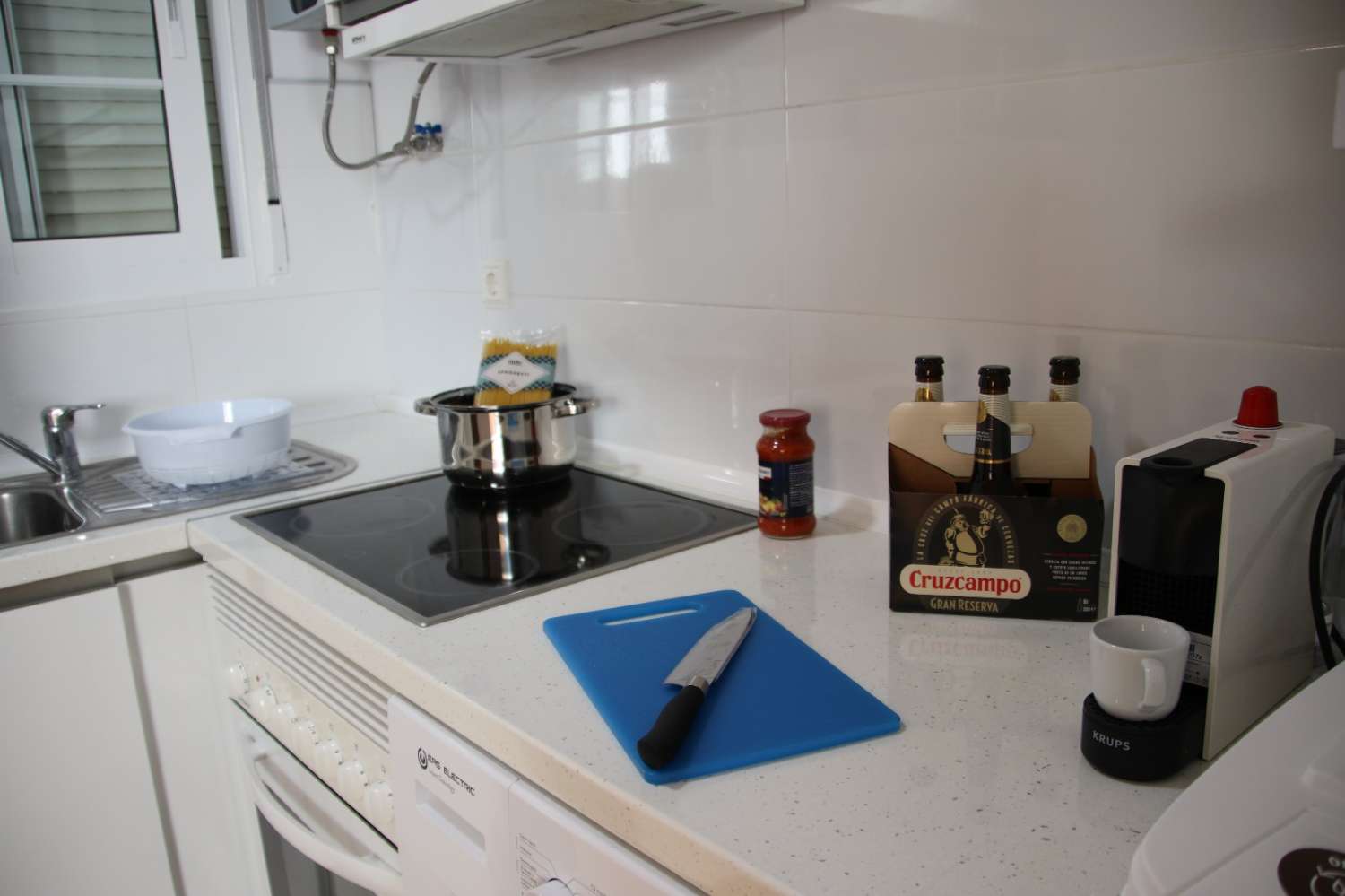 SE  ALQUILA DESDE 09/03/26 -30/06/26 Y DESDE 01/09/2026-30/06/2027  BONITO APARTAMENTO EN EL CENTRO DE FUENGIROLA