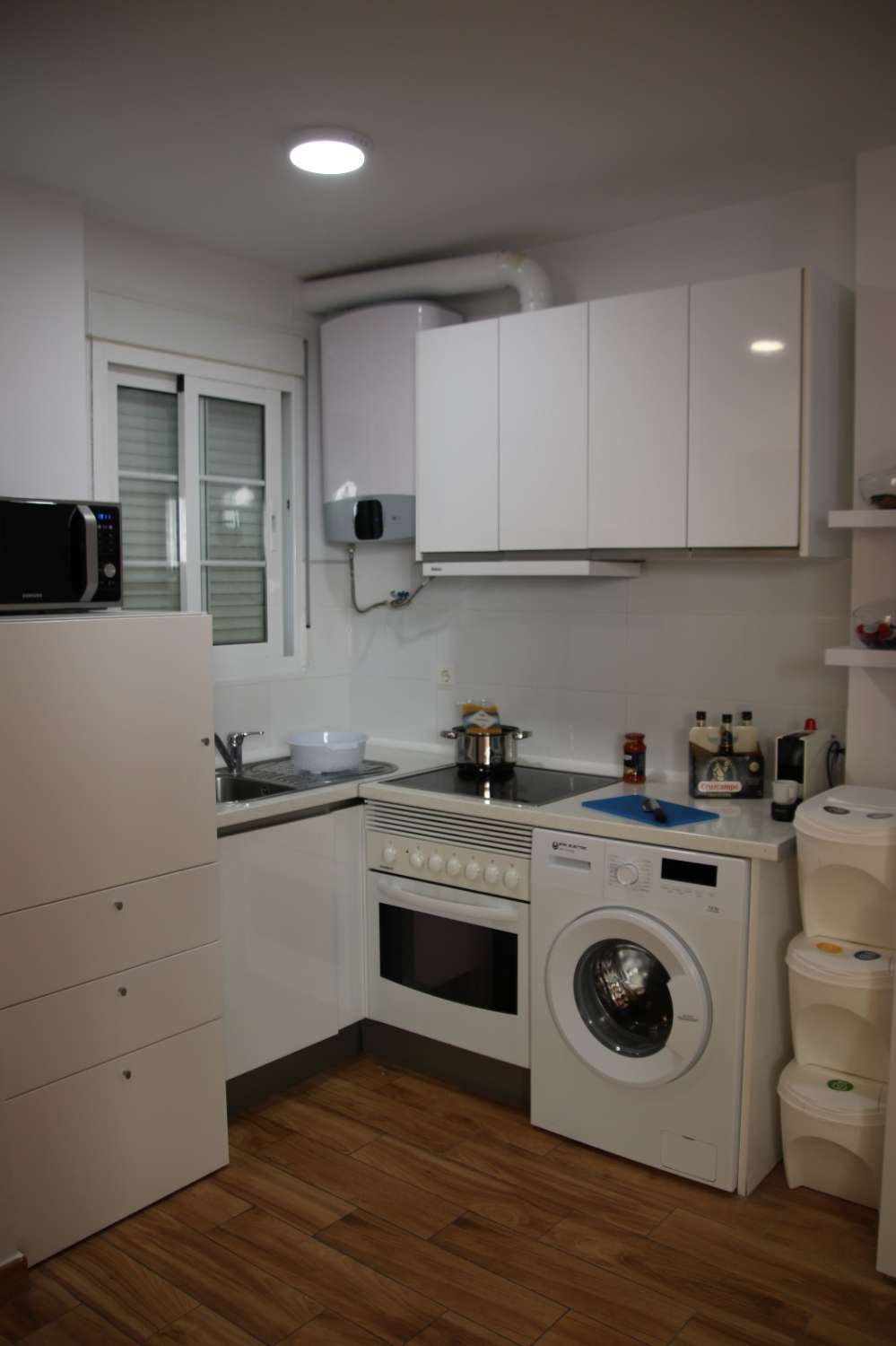 SE  ALQUILA DESDE 09/03/26 -30/06/26 Y DESDE 01/09/2026-30/06/2027  BONITO APARTAMENTO EN EL CENTRO DE FUENGIROLA