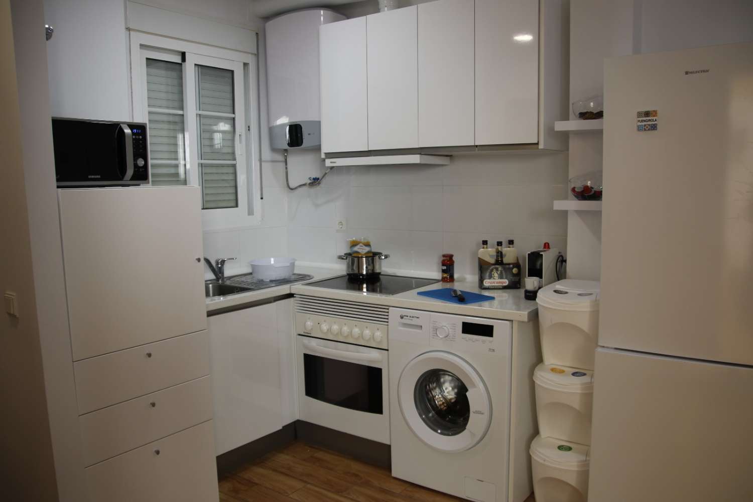 SE  ALQUILA DESDE 09/03/26 -30/06/26 Y DESDE 01/09/2026-30/06/2027  BONITO APARTAMENTO EN EL CENTRO DE FUENGIROLA