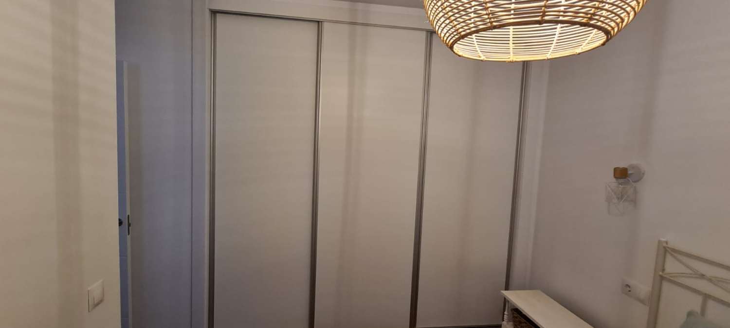 SE ALQUILA DESDE AHORA HASTA 30.6.26 y DE 1.9.26-30.6.27  MAGNIFICO APARTAMENTO EN 1ª LINEA DE PLAYA  (LOS BOLICHES ) FUENGIROLA.