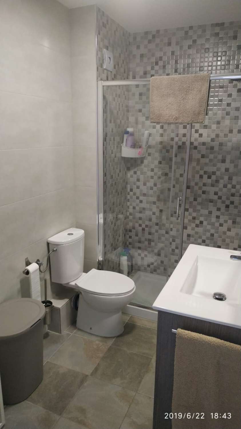 SE ALQUILA DESDE 01/02/2027 HASTA 1/06/2027 BONITO APARTAMENTO CON VISTAS AL MAR  EN EL CENTRO DE ARROYO DE LA MIEL (BENALMADENA)