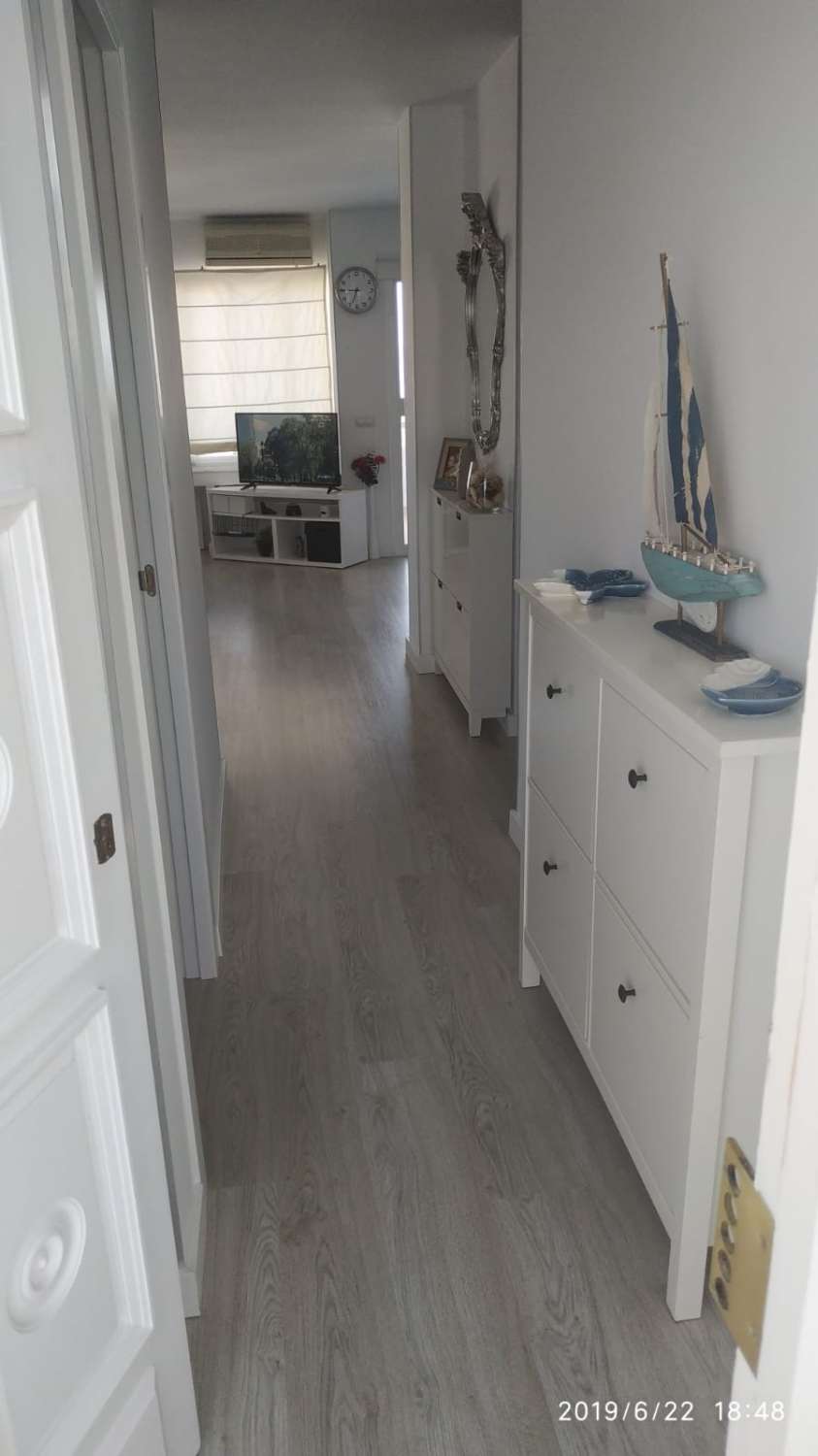 SE ALQUILA DESDE 01/02/2027 HASTA 1/06/2027 BONITO APARTAMENTO CON VISTAS AL MAR  EN EL CENTRO DE ARROYO DE LA MIEL (BENALMADENA)