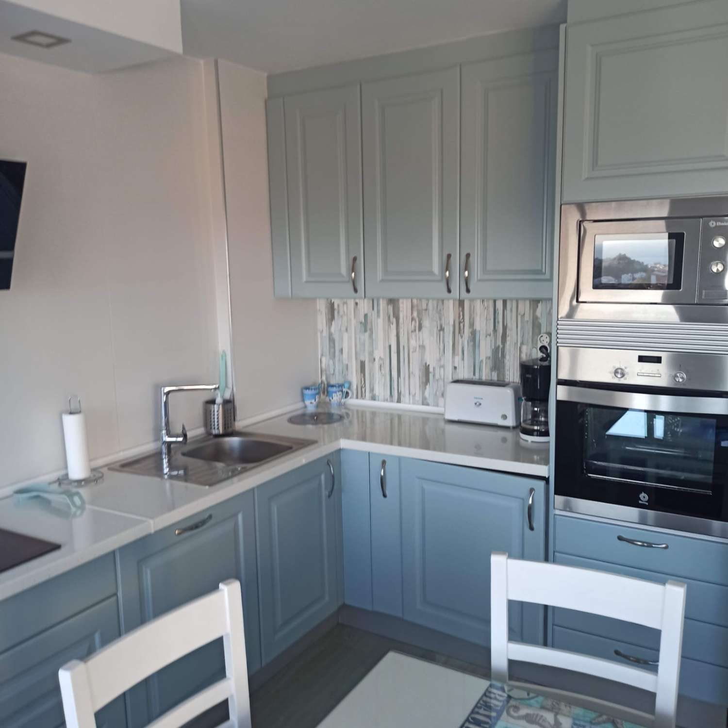 SE ALQUILA DESDE 01/02/2027 HASTA 1/06/2027 BONITO APARTAMENTO CON VISTAS AL MAR  EN EL CENTRO DE ARROYO DE LA MIEL (BENALMADENA)