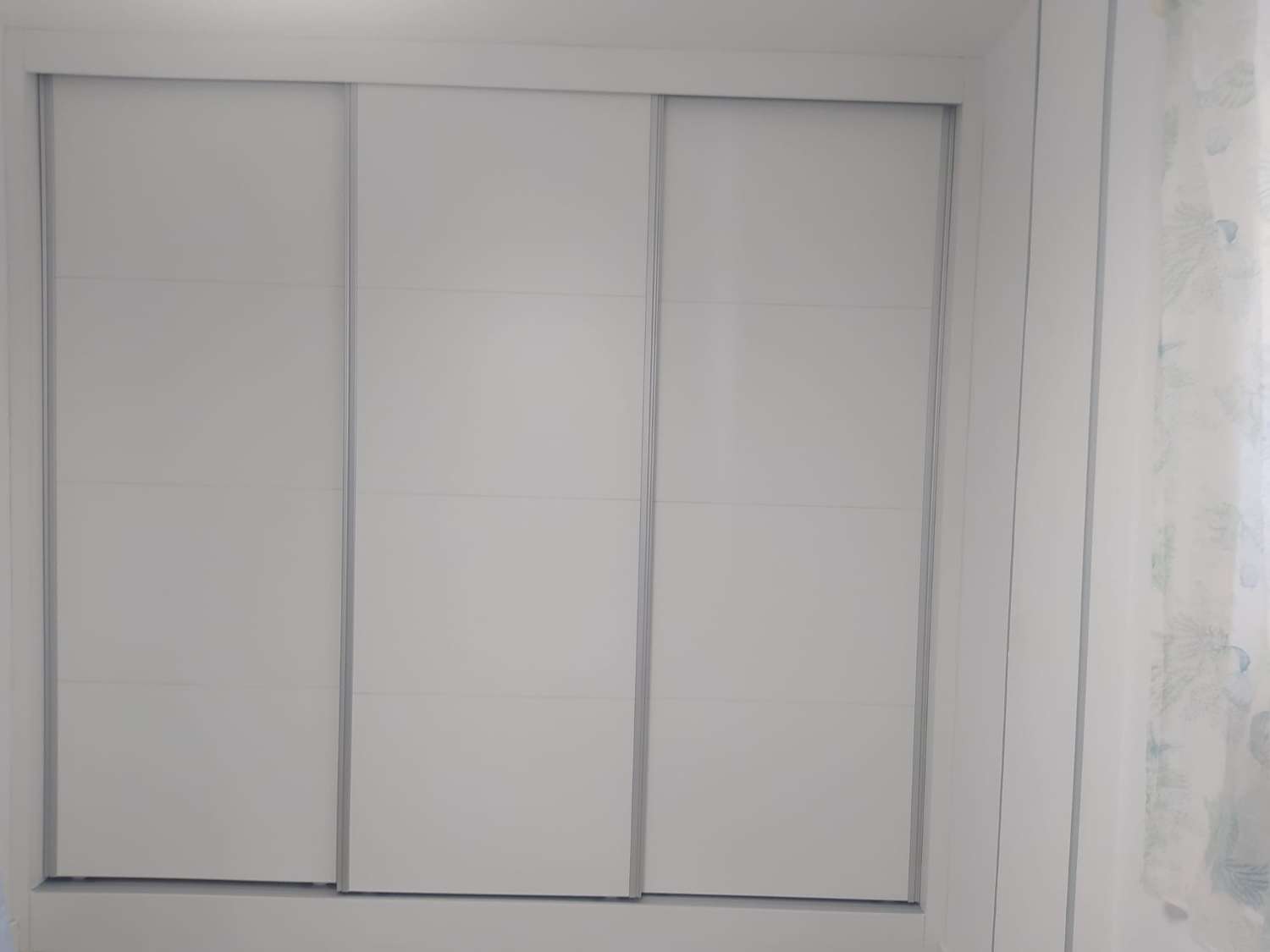 SE ALQUILA DESDE 01/02/2027 HASTA 1/06/2027 BONITO APARTAMENTO CON VISTAS AL MAR  EN EL CENTRO DE ARROYO DE LA MIEL (BENALMADENA)