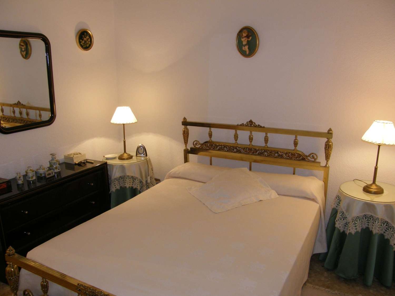 SE ALQUILA BONITO APARTAMENTO CON VISTAS  PARCIALES AL MAR  DESDE 01/09/2026 -30.6.27 EN  PLAYAMAR (TORREMOLINOS)