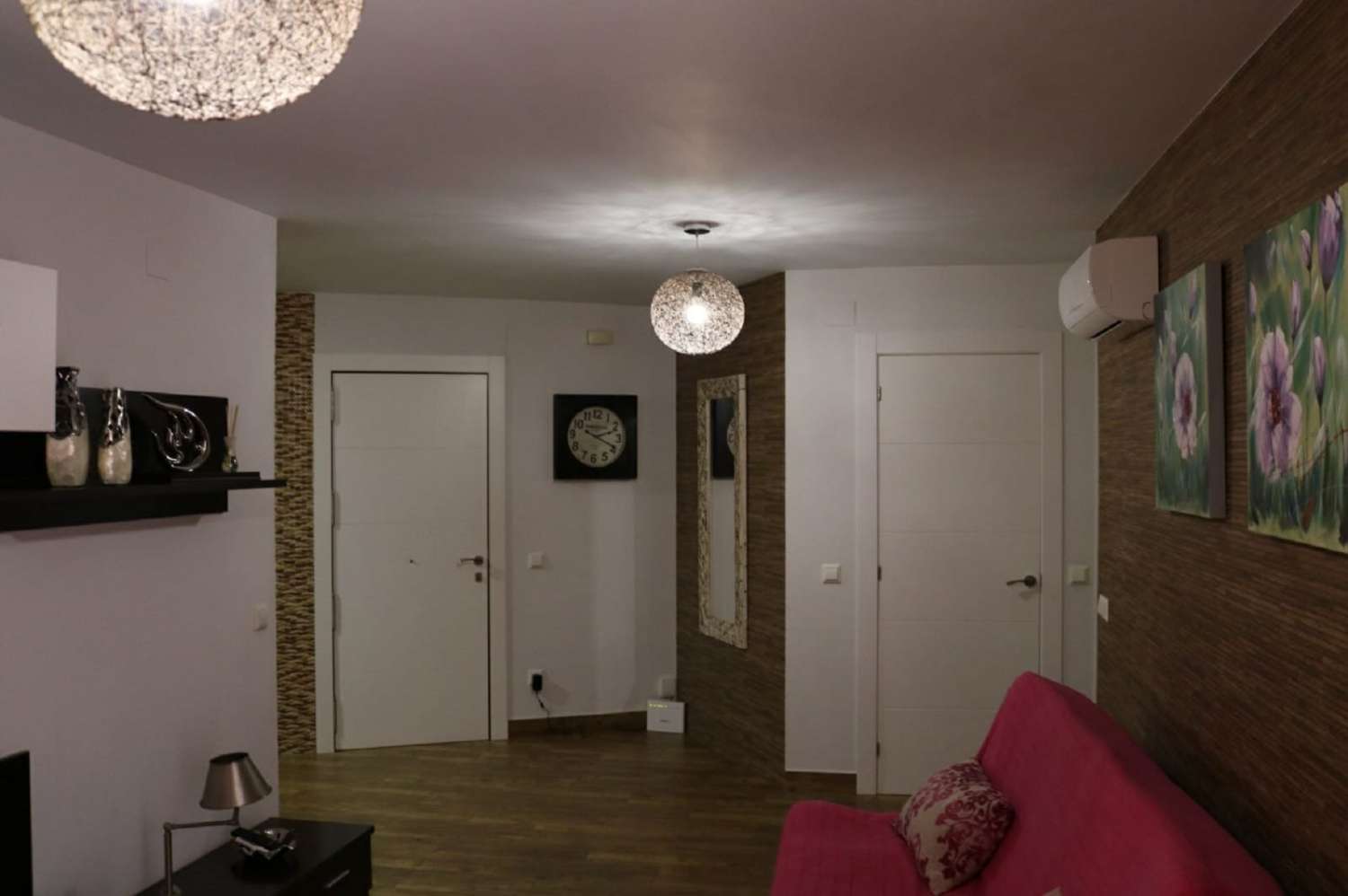 Se alquila desde 1.9.2025 - 30.6.2026   Y desde 01/09/2026 hasta 30/06/2027 bonito Apartamento en 2ª linea de playa en Benalmadena