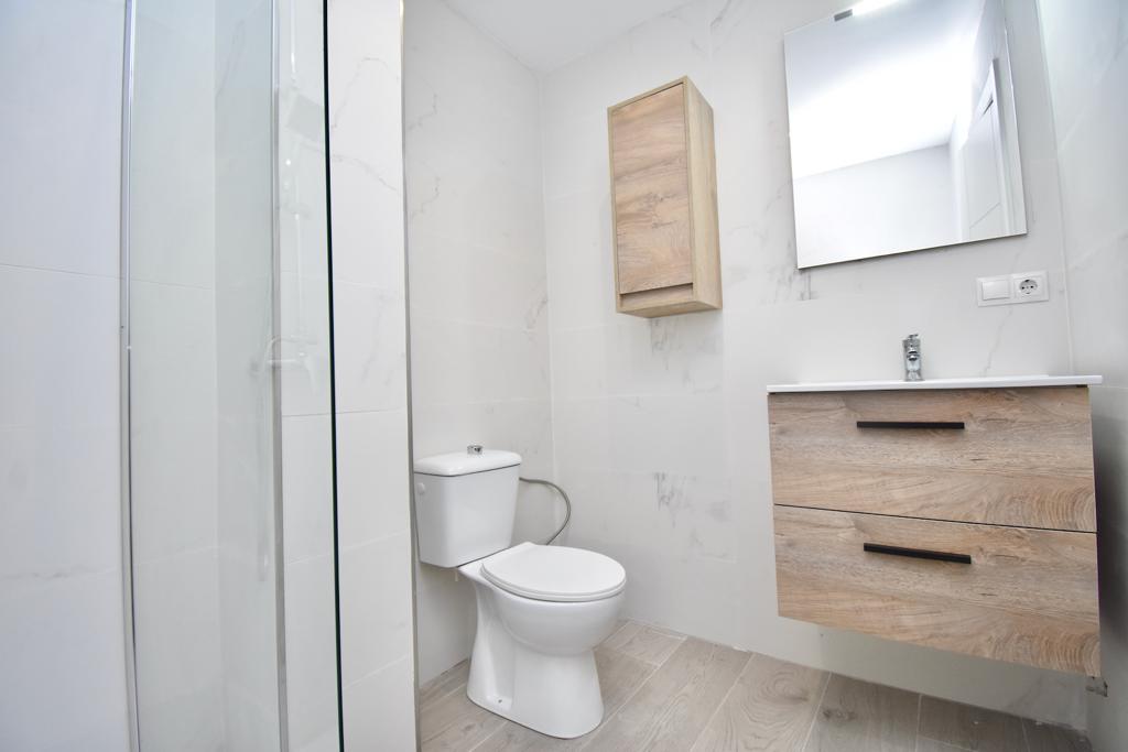 Se alquila hasta 30.06.26 bonito apartamento reformado en Mijas