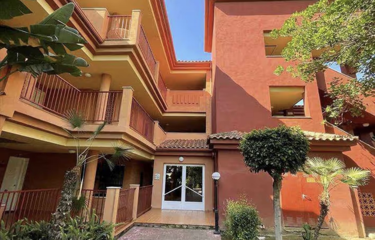 SE ALQUILA DESDE 16.4.26 - 30.6.26  y  DE 1.10.26-15.6-27  PRECIOSO   APARTAMENTO CON VISTAS AL MAR EN MARBELLA