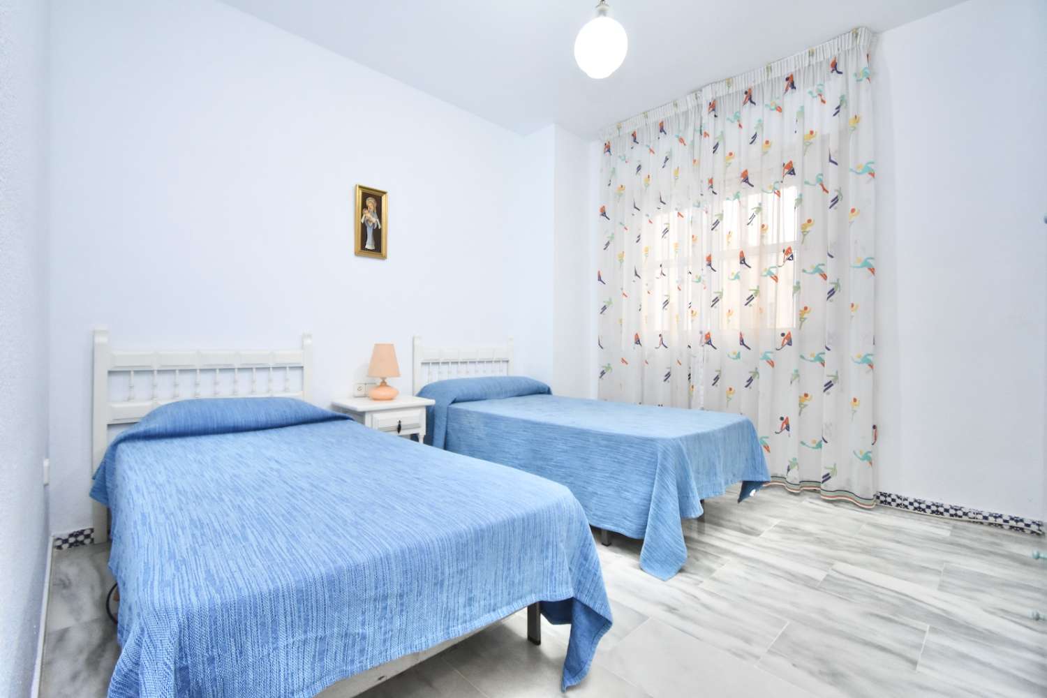 SE VENDE MAGNIFICO PISO EN ZONA CASTILLO DE SOHAIL  CON VISTAS AL MAR (FUENGIROLA)