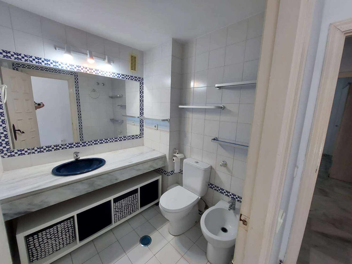 SE VENDE MAGNIFICO PISO EN ZONA CASTILLO DE SOHAIL  CON VISTAS AL MAR (FUENGIROLA)