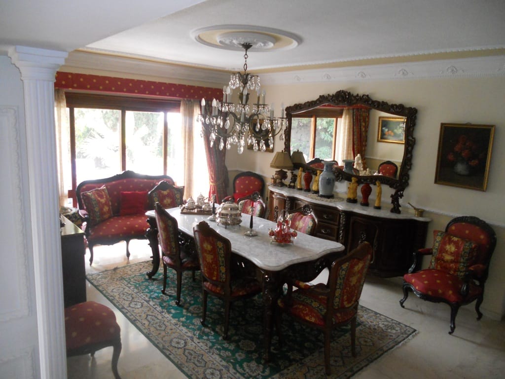 STORSLÅET VILLA TIL SALG I URBANISERINGEN SOLYMART (BENALMADENA)