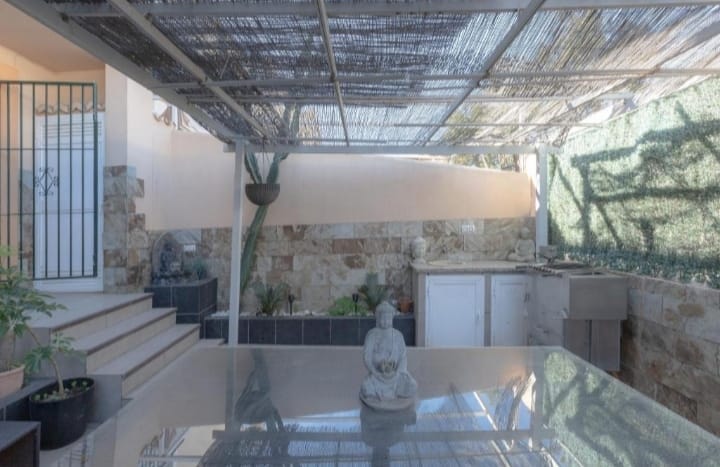 MEDIA TEMPORADA  . Se alquila del  01/09/26-30/06/27  magnifico  Chalet Adosado en Torrequebrada (Benalmadena)