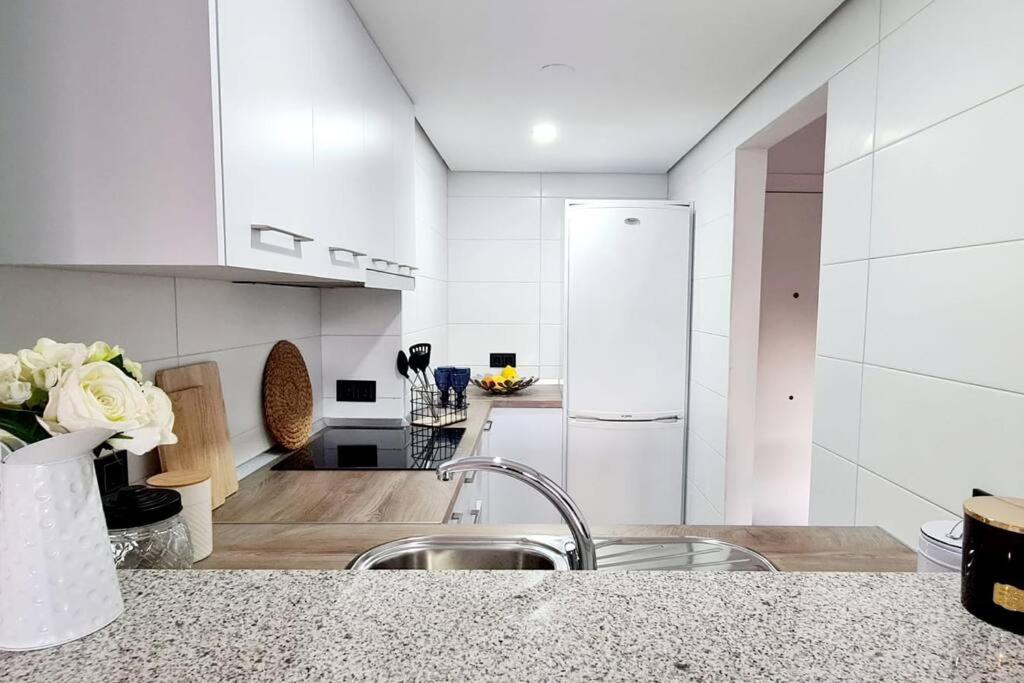 SE ALQUILA DESDE desde 01/03/26 - 30/06/26   Y desde 01/09/2026 hasta 30/06/2027 BONITO APARTAMENTO EN BENALMADENA