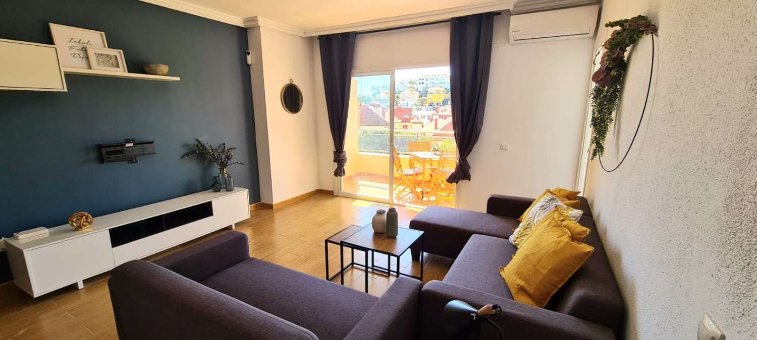 SE ALQUILA DESDE desde 01/03/26 - 30/06/26   Y desde 01/09/2026 hasta 30/06/2027 BONITO APARTAMENTO EN BENALMADENA