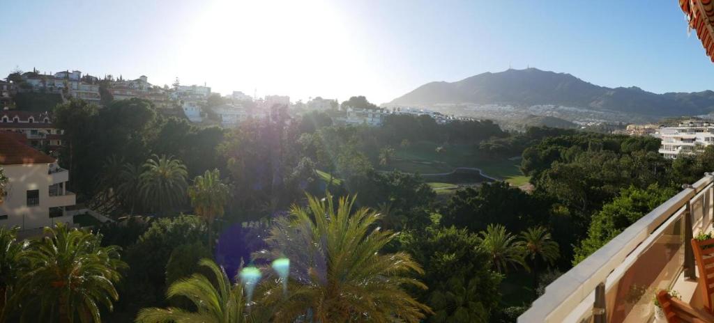 SE ALQUILA DESDE desde 01/03/26 - 30/06/26   Y desde 01/09/2026 hasta 30/06/2027 BONITO APARTAMENTO EN BENALMADENA