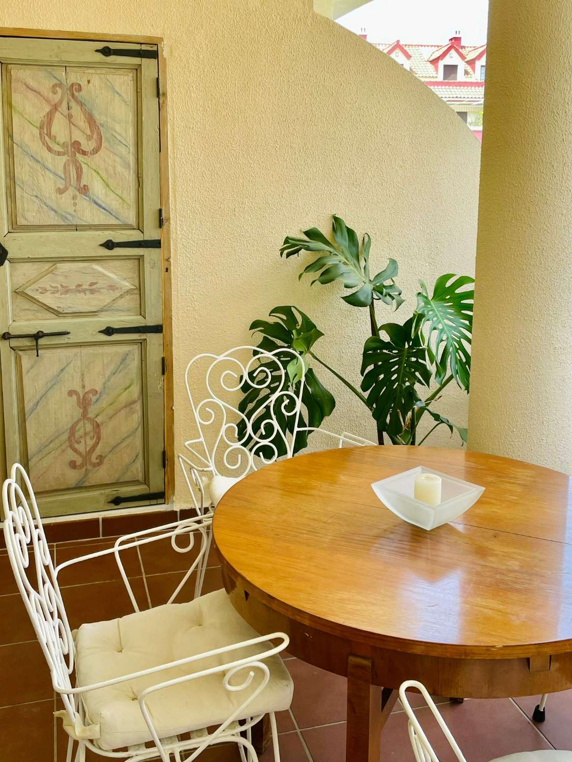 MEDIA TEMPORADA . SE ALQUILA DEL 1.9.26-15.6.27.BONITO APARTAMENTO CERCA DEL CAMPO DE GOLF DE TORREQUEBRADA (BENALMADENA