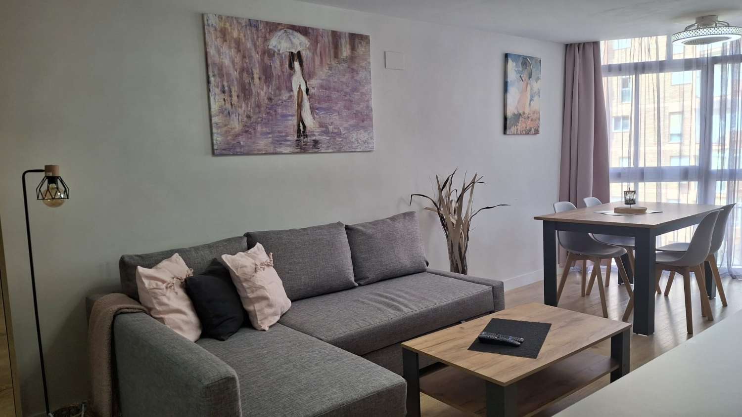 SE ALQUILA  DE 15.03.26-30.6.26  Y desde 01/09/2026 hasta 30/06/2027 BONITO APARTAMENTO CON VISTAS AL MAR EN ARROYO DE LA MIEL